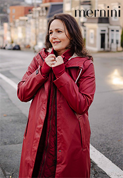 MERNINI PETITE RAIN COAT MERLOT RED