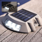 DOCK EDGE LED SOLAR DOCK LIGHT